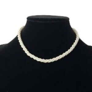 VINTAGE Marvella Simulated  Seed Pearl Ivory Twist Rope Choker Necklace - LNC